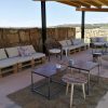 chill out sofàs palet i de mimbre